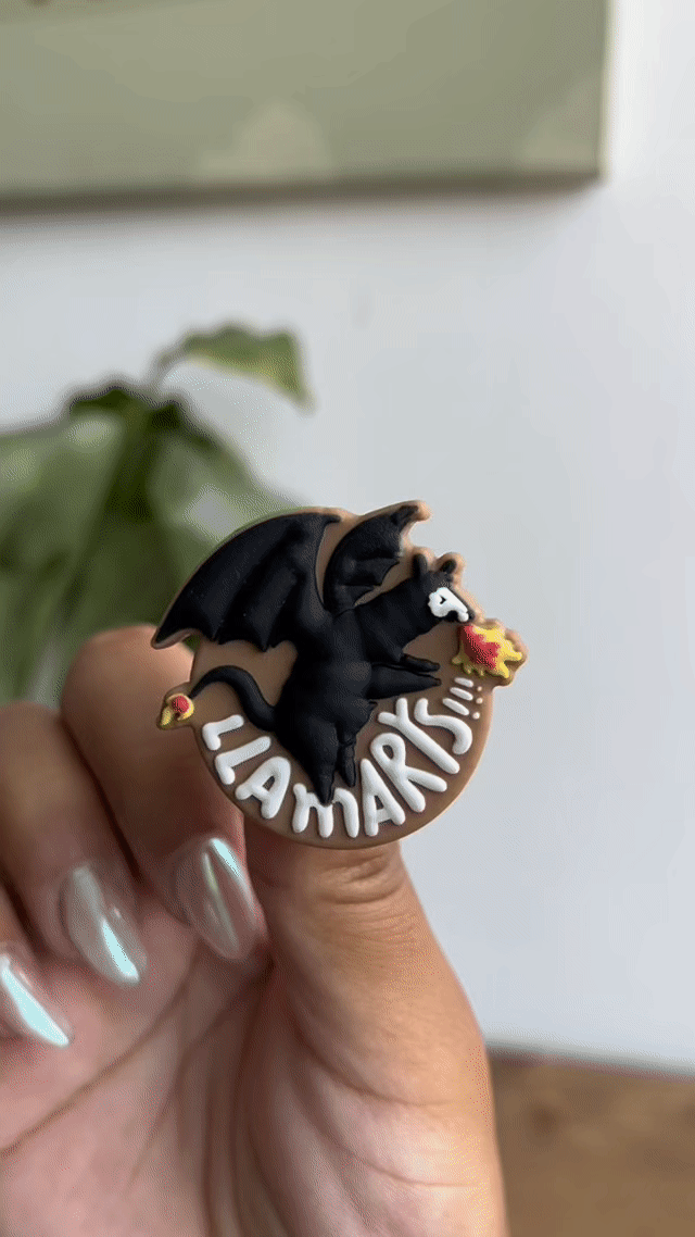 Pin plastico Llamarys