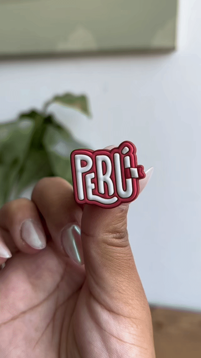 Pin plastico Peru