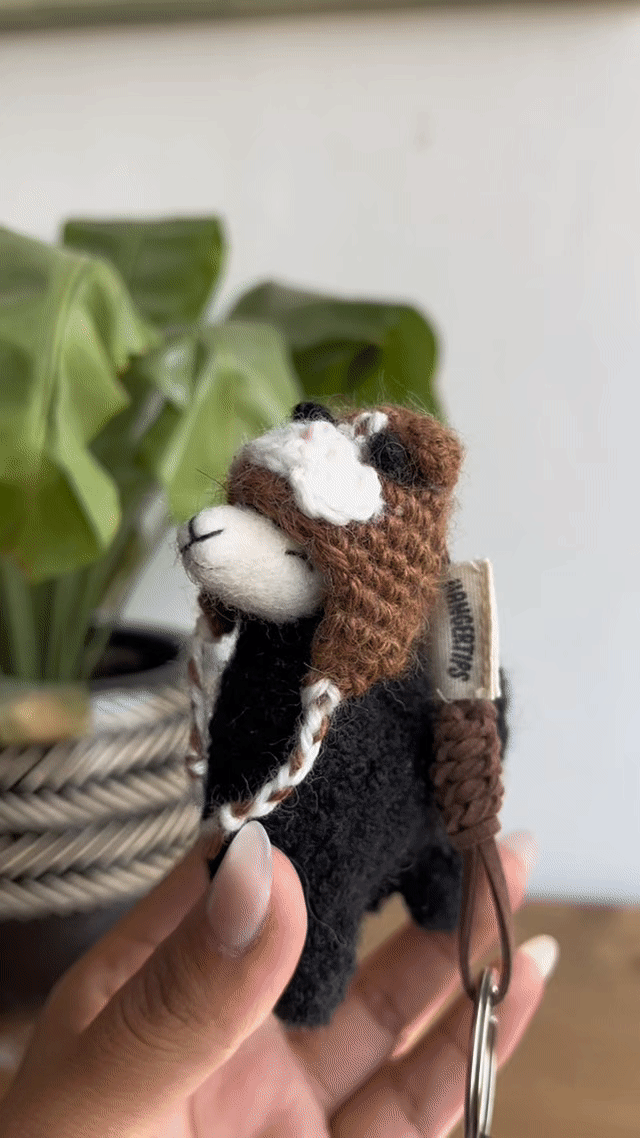 Llavero Alpaca Kusi (gorrito Cuy)